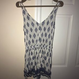 Cute blue romper from Hollister